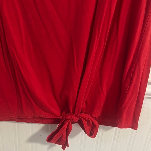 Red Women's Top Size Large Layered Ruffled Sleeves Wilde Brand - Picture 4 of 6